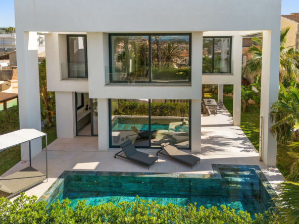 atemberaubende-neubau-villa-mit-grossartigem-meerblick-in-el-toro-mallorca-1
