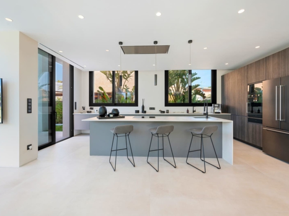 atemberaubende-neubau-villa-mit-grossartigem-meerblick-in-el-toro-mallorca-14