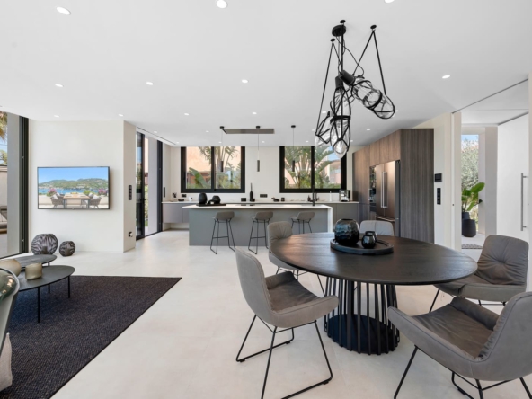 atemberaubende-neubau-villa-mit-grossartigem-meerblick-in-el-toro-mallorca-25