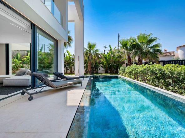 atemberaubende-neubau-villa-mit-grossartigem-meerblick-in-el-toro-mallorca-29