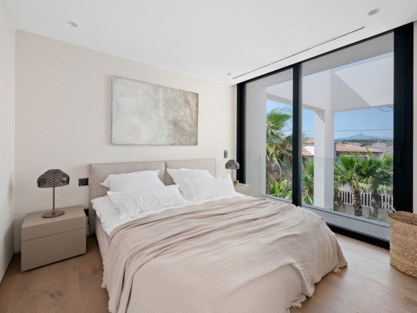 atemberaubende-neubau-villa-mit-grossartigem-meerblick-in-el-toro-mallorca-31