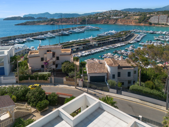 atemberaubende-neubau-villa-mit-grossartigem-meerblick-in-el-toro-mallorca-4