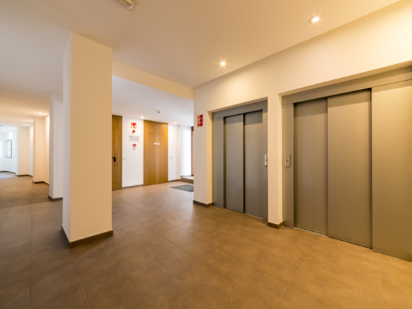 64b64c5113e11c2b15f0f3ad