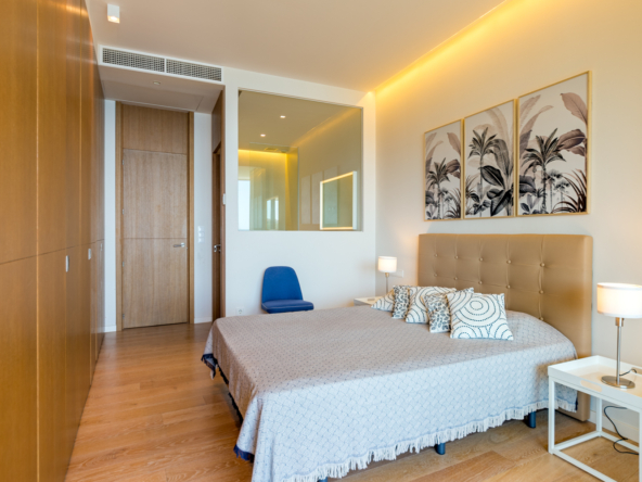 64b64d6d13e11cb13df0f3b9